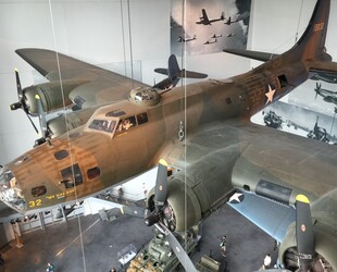 NATIONAL WWII MUSEUM